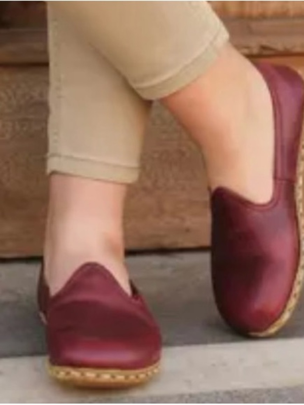 Charix leather Women's Slip-On Loafers in Burgundy
